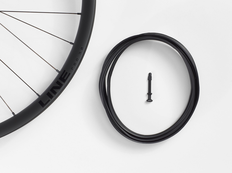 Koło górskie Bontrager Line Pro 30 TLR Boost 27,5