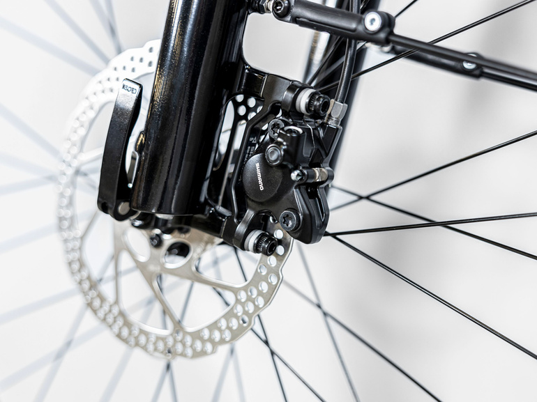 Rower Trek Allant+ 9 o niskim przekroku