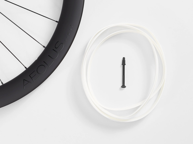 Koło szosowe Bontrager Aeolus Pro 51 TLR Disc