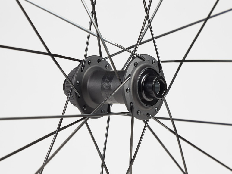 Koło szosowe pod ham. tarczowe Bontrager Aeolus Elite 50 TLR