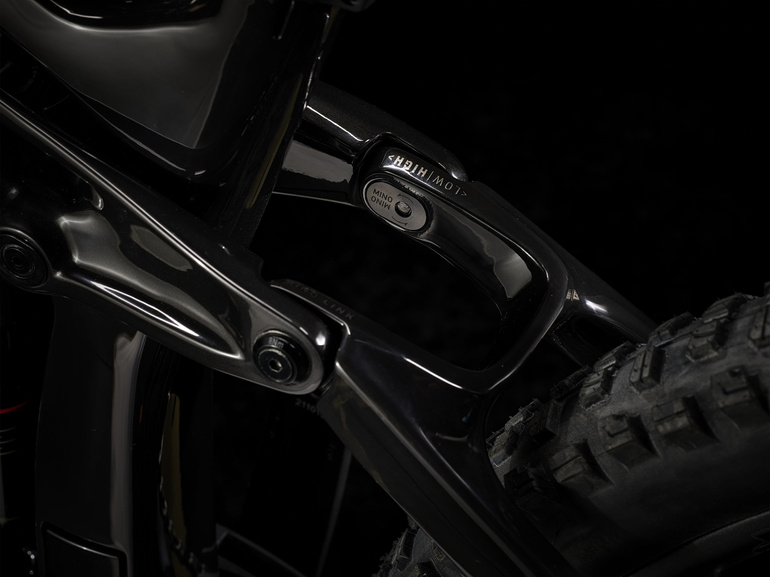 Rower Trek Rail 9.8 XT generacji 4