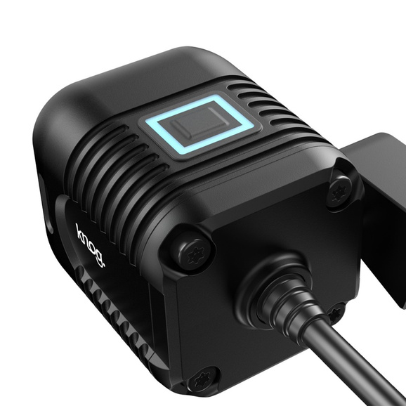 Lampka przednia Knog Blinder E 900