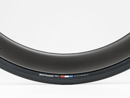 Opona szosowa Bontrager R1 Hard-Case Lite