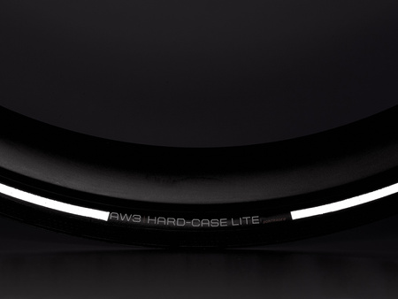 Opona szosowa odblaskowa Bontrager AW3 Hard-Case Lite