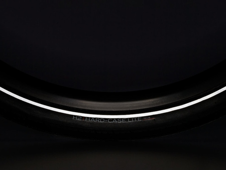 Opona hybrydowa odblaskowa Bontrager H2 Hard-Case Lite