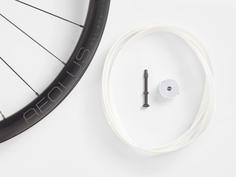 Koło szosowe Bontrager Aeolus RSL 37V TLR pod hamulce tarczowe