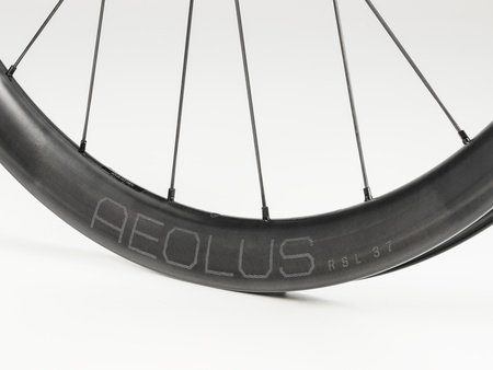 Koło szosowe Bontrager Aeolus RSL 37 TLR pod hamulce tarczowe