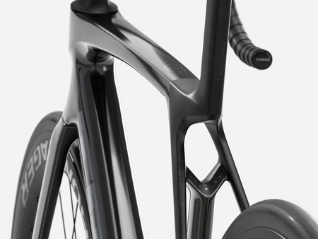 Rower Trek Madone SL 6 Gen 8