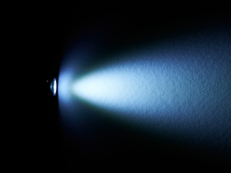 Lampka przednia Trek Ion 200 RT