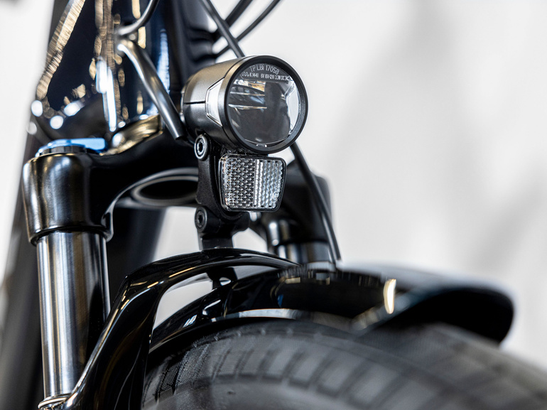 Rower Trek Allant+ 9 o niskim przekroku